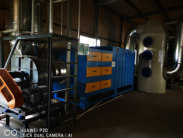 成都塑料廠廢氣處理設備原理及特點